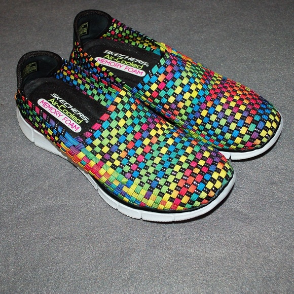 skechers woven slip on shoes